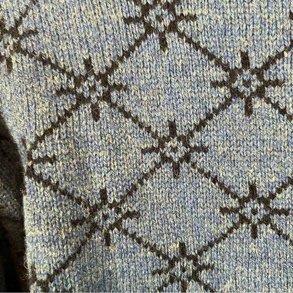 Vintage Icelandic Design Floral Embroidery Wool Cardigan Sweater - Picture 6 of 12